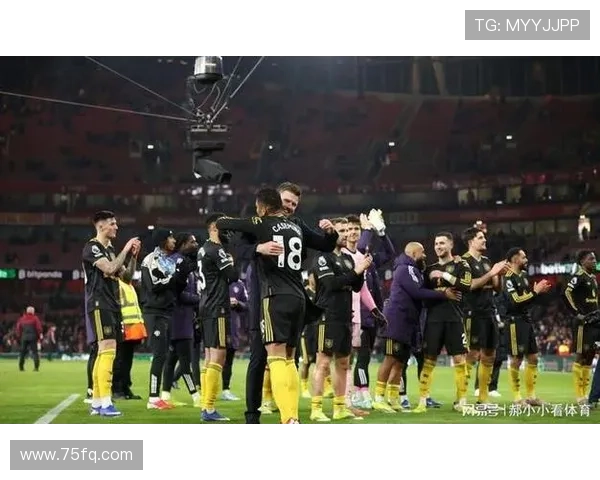 莫耶斯盛赞卡里克曼联争欧战路